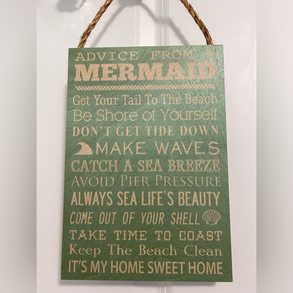 SoHa Living Mermaid Hanging Wood Plaque